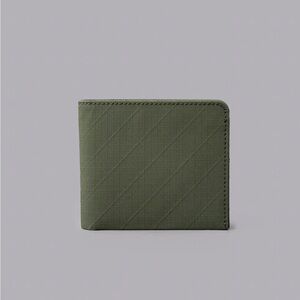 ALPAKA ARK CLASSIC WALLET in Green | Axogrid 210D New in Box
